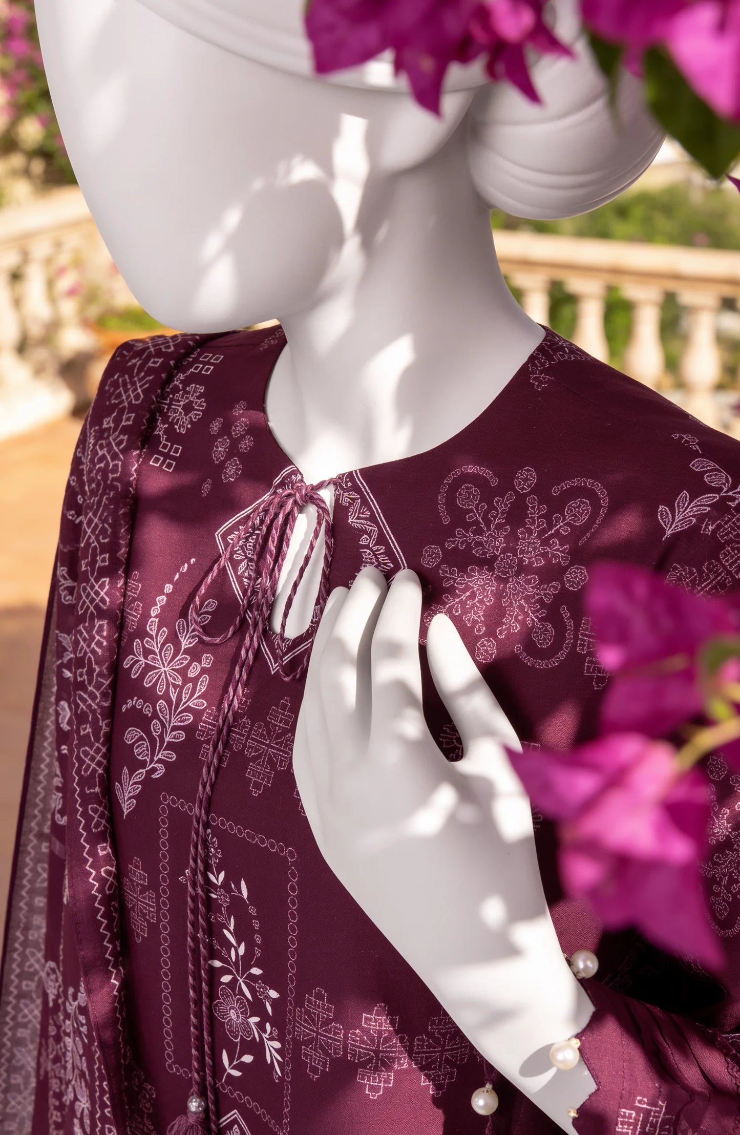 Mtj 3 PIECE PRINTED LAWN SUIT- Maroon (UNSTITCHED)
