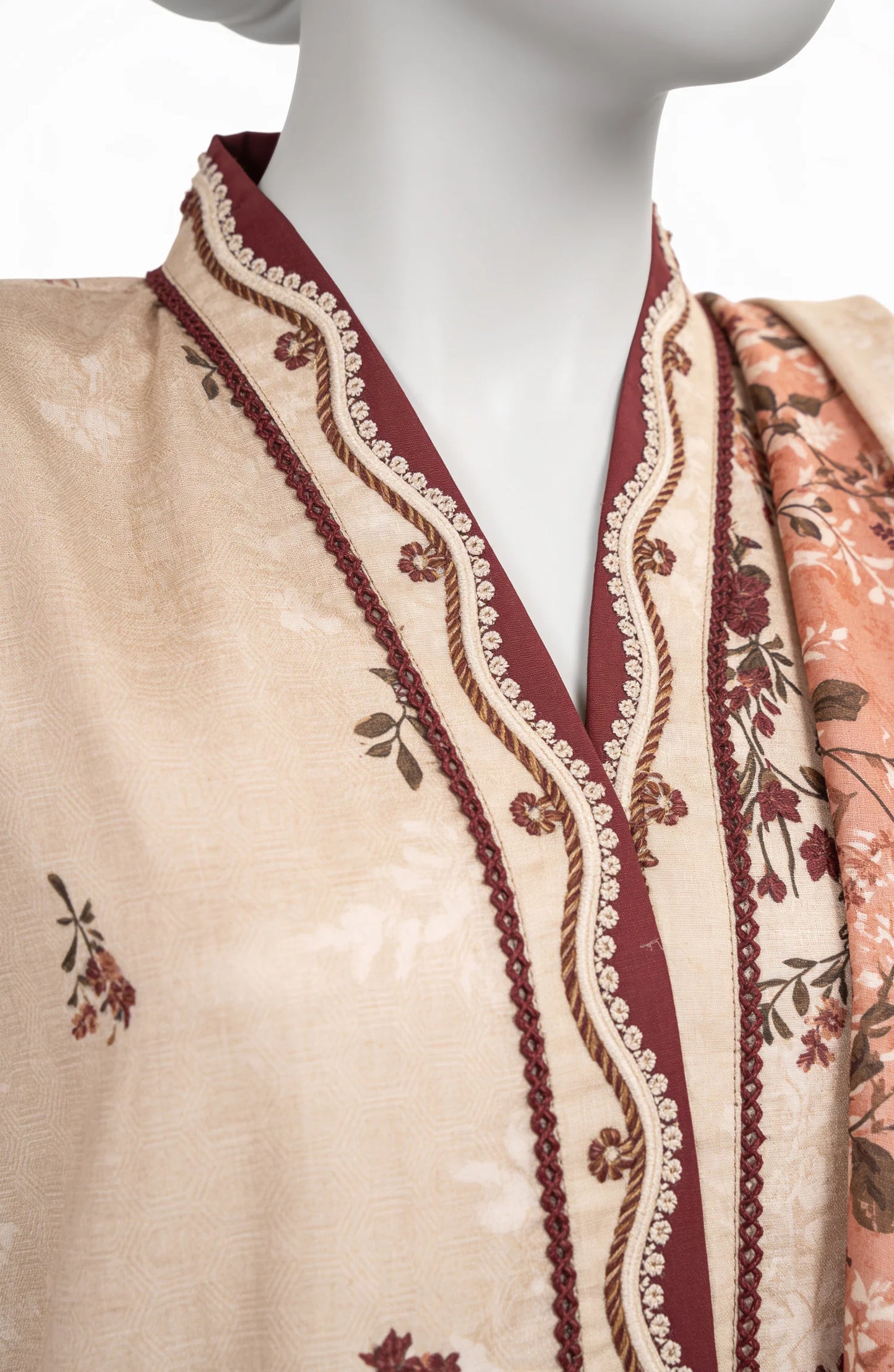 Mtj 3 PIECE PRINTED LAWN SUIT- Peach (UNSTITCHED)