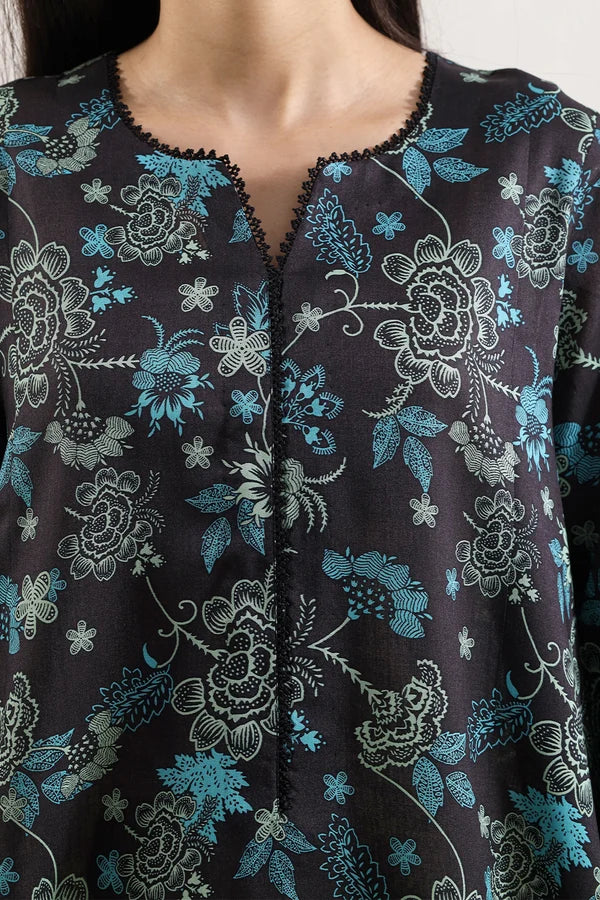 shot of the Saya Printed Lawn Suit Black