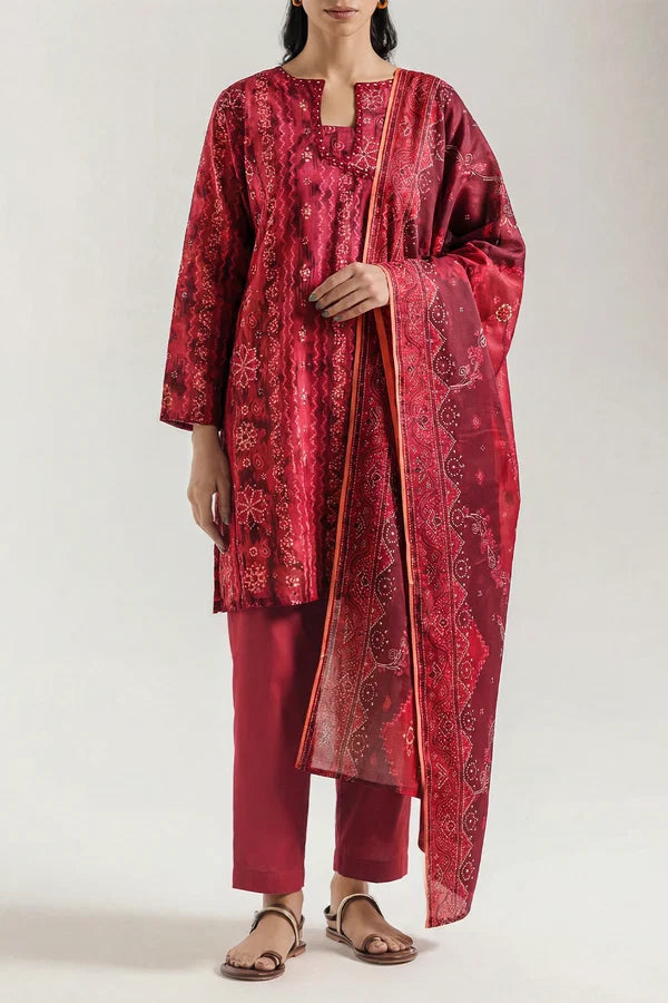 shot of the Saya Printed Lawn Suit Red